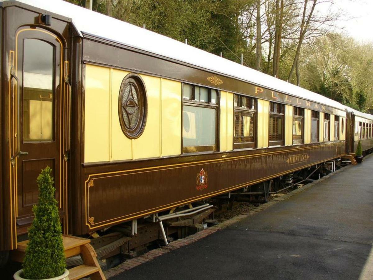 Bed and Breakfast The Old Railway Station Petworth Esterno foto