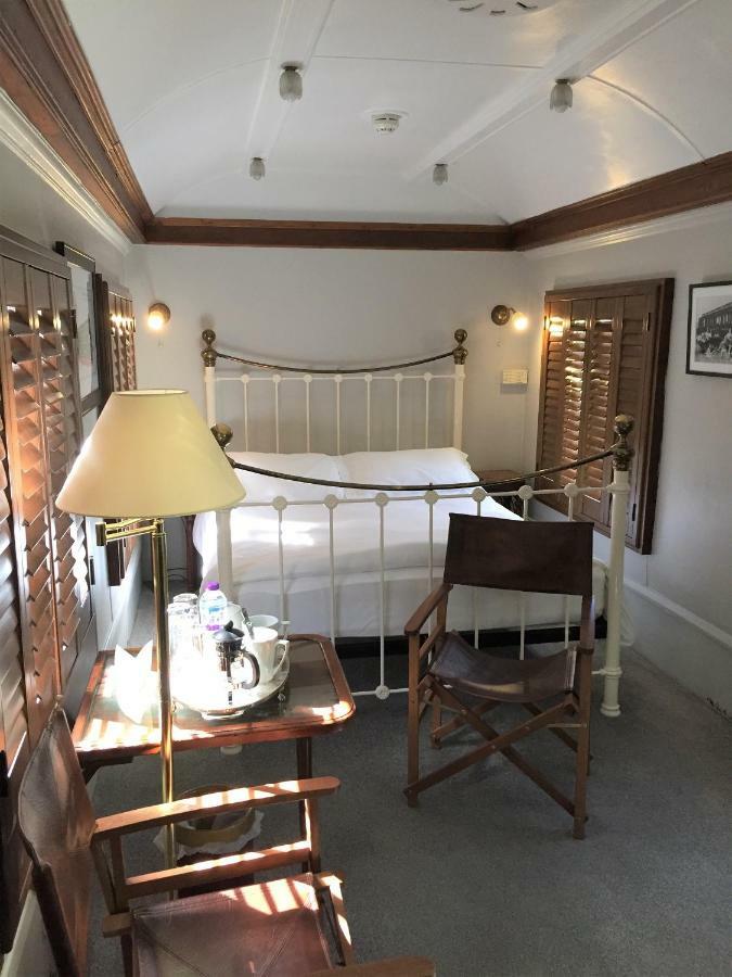 Bed and Breakfast The Old Railway Station Petworth Esterno foto
